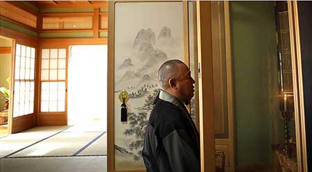佛教在日本正走向消亡 家族式寺庙后继无人