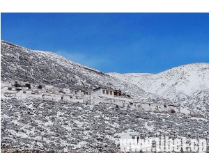 雪原散记：新年第一天邂逅藏北噶罗寺